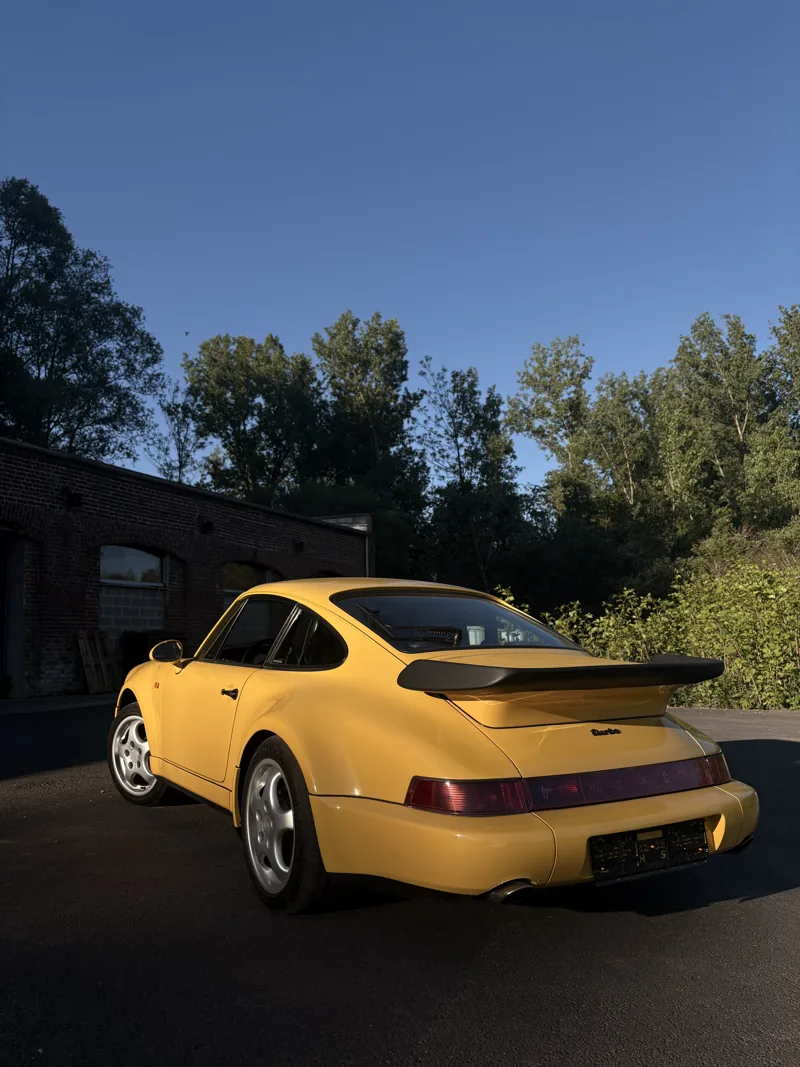 Porsche 911 Turbo (964)